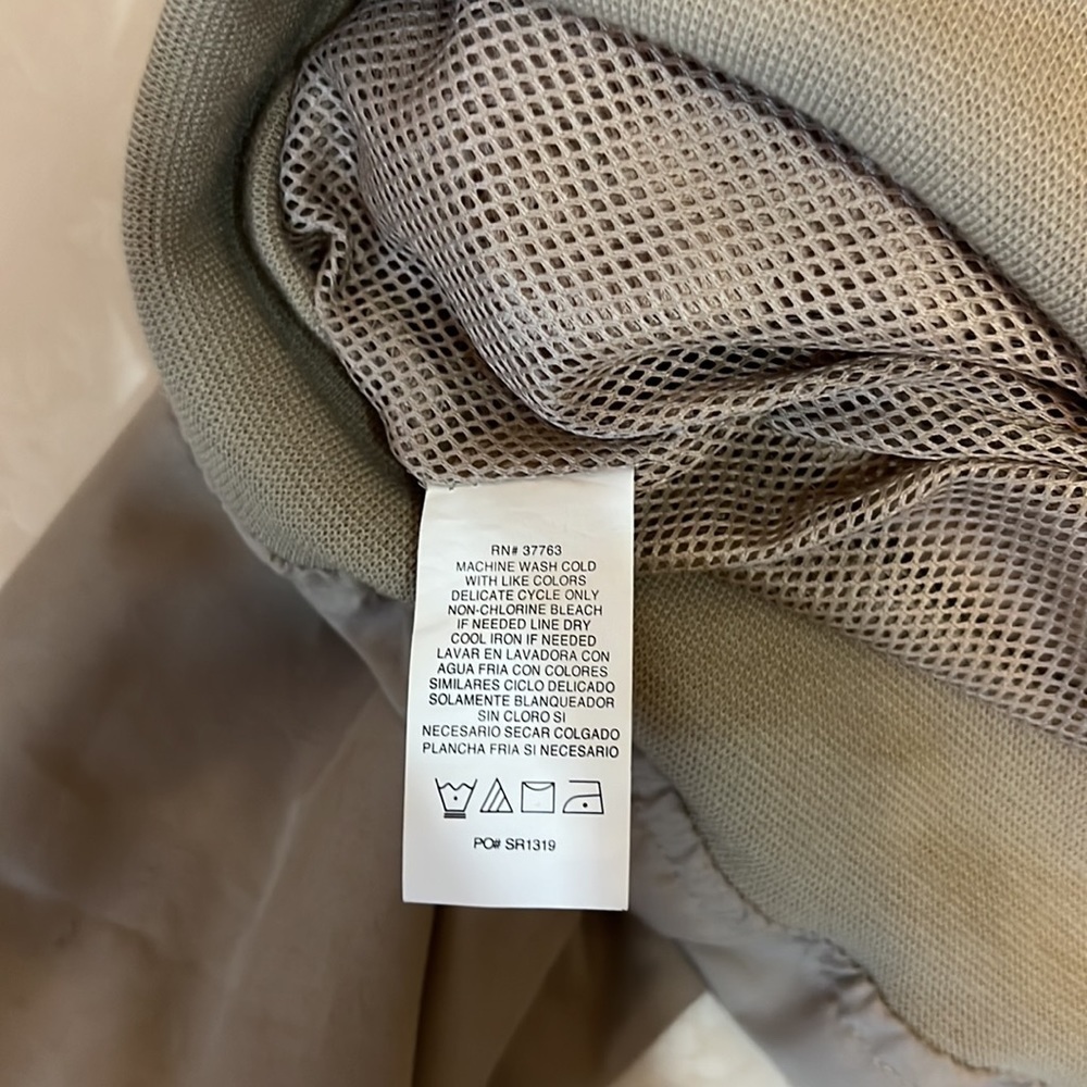 Top-Flite Golf Windbreaker Size M  Tan with  black trim - Picture 6 of 8